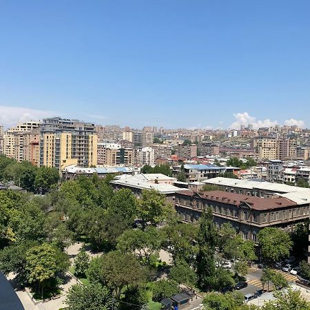 Modern Apartment For Rent In Buzand Street Bu944 Erevan Esterno foto